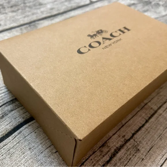 NWT! Coach authentic leather zip wallet with C golden rhinestones + Gift wrap! - Picture 11 of 15